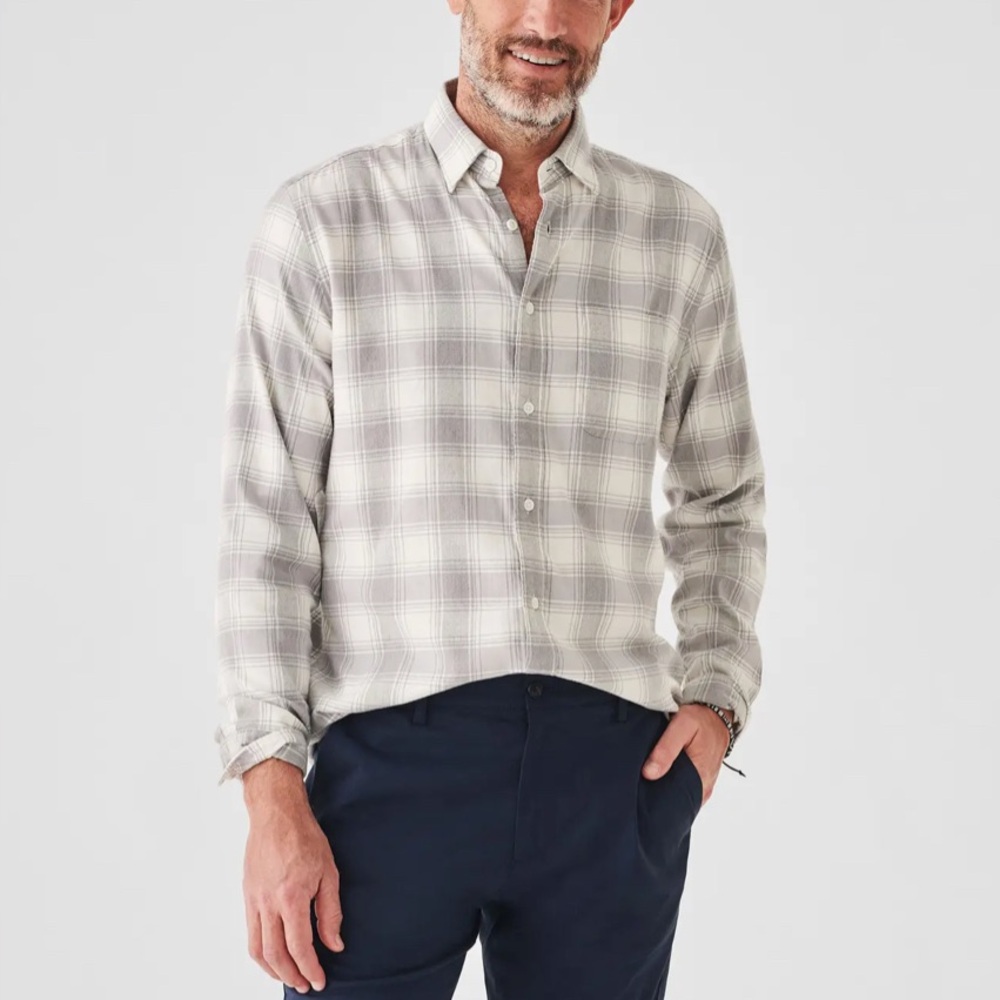 NWT Faherty Movement Featherweight Flannel Button-Up Shirt White Fossil Plaid